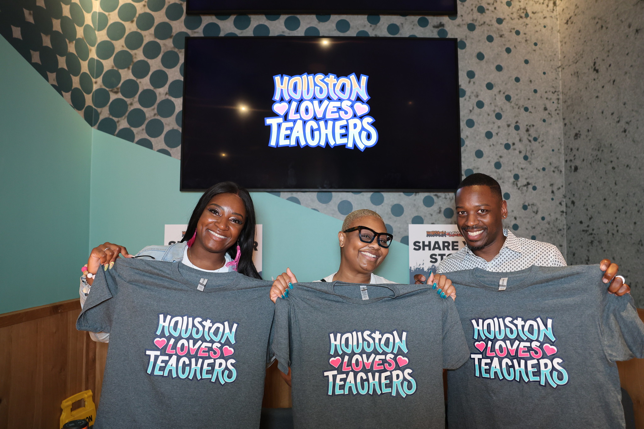 54500459167_51b390167a_k