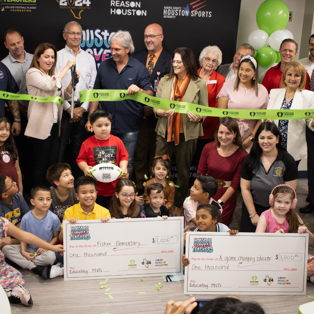 Houston Loves Teachers unveils school makeovers, presents checks at Aldine ISD and Pasadena ISD schools